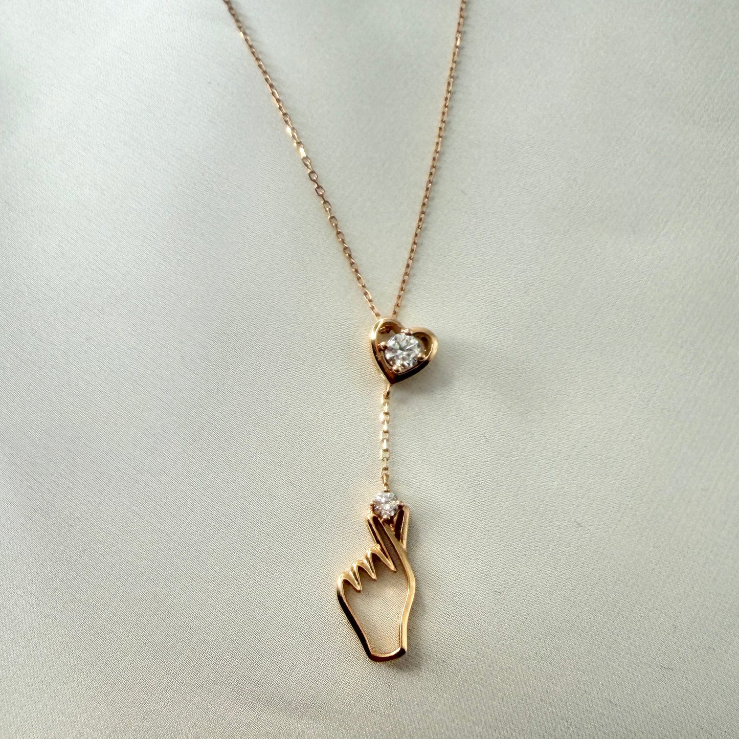 Finger Heart Diamond Necklace NL198