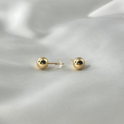 Ball Stud Earrings ER008