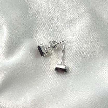 Garnet Rectangular Earrings ER-056