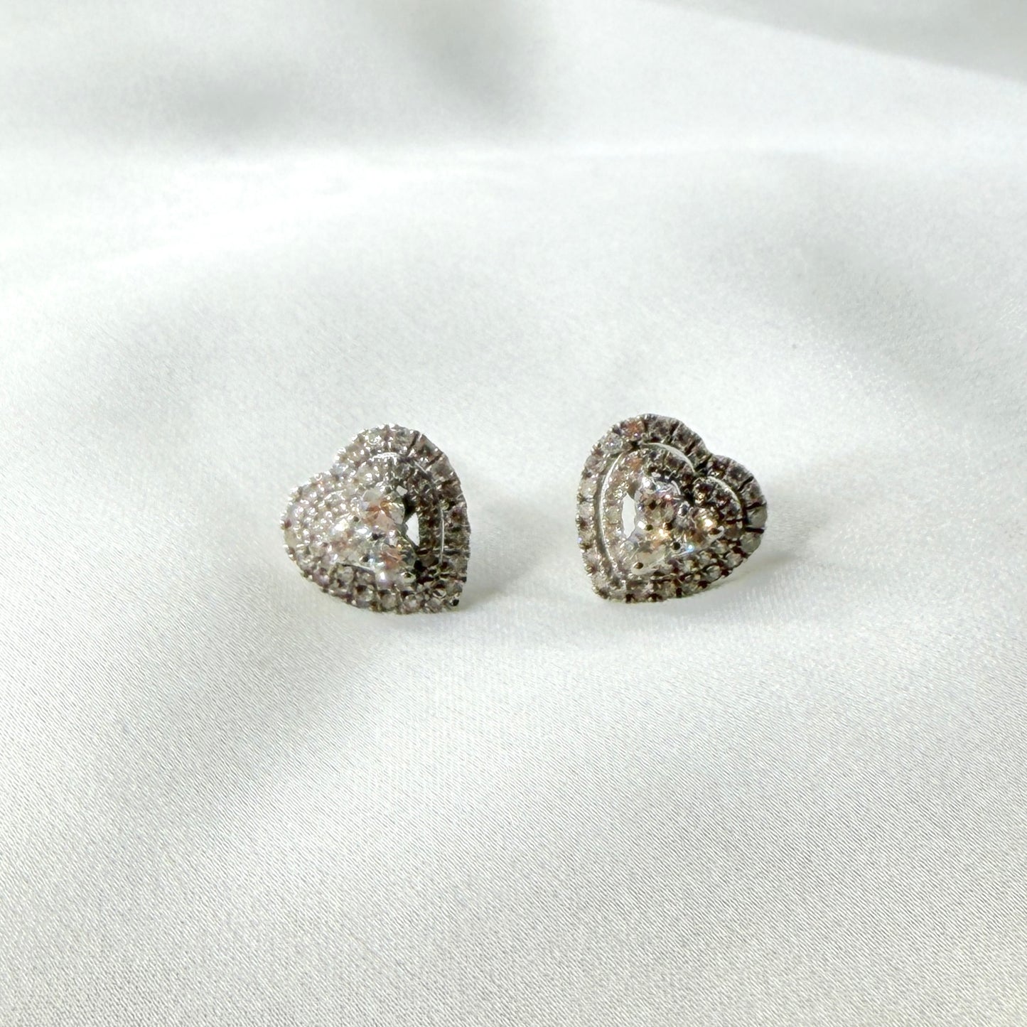 Heart Halo Diamond Earrings DE048