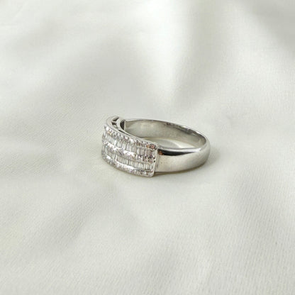 Baguette & Round Diamond Cocktail Ring RG031