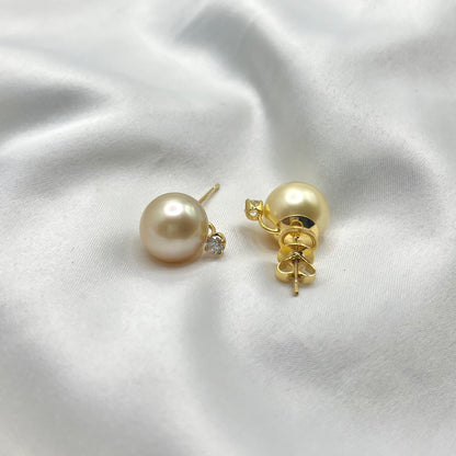 Solo Diamond South Sea Pearl Earrings ER161