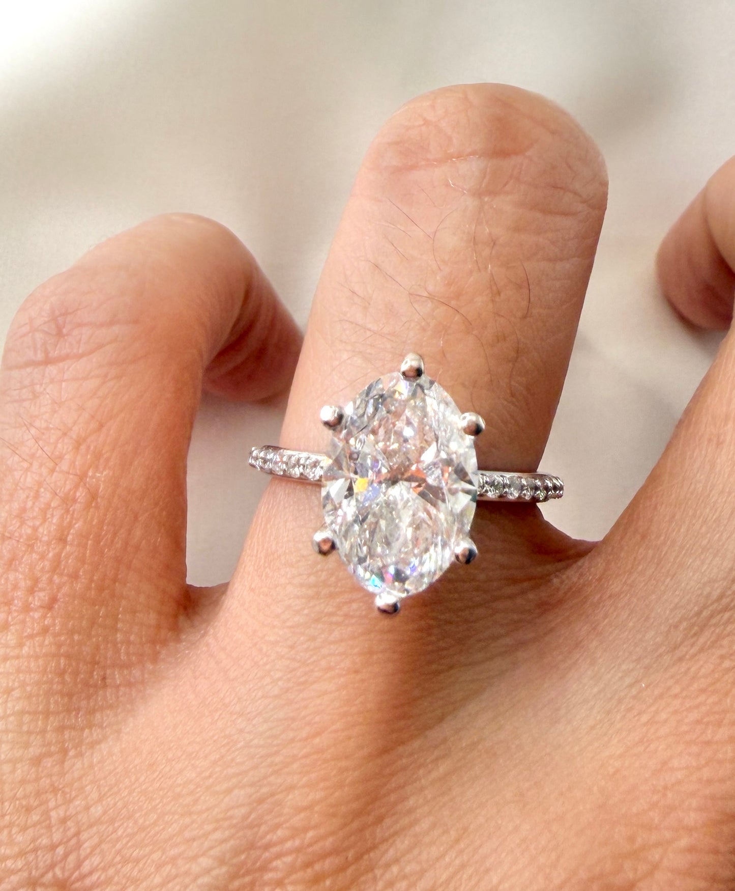 IGI Oval Brilliant CVD Diamond Ring RG039