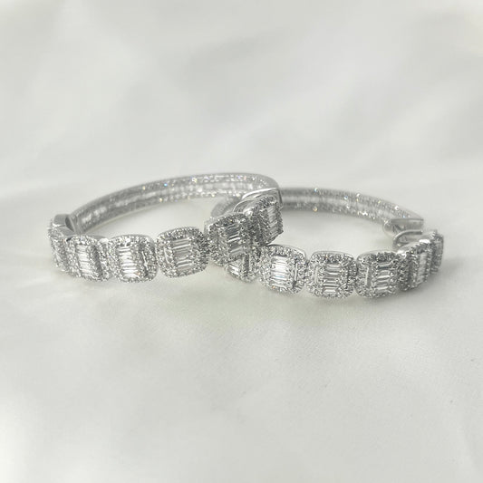 In & Out Baguette Hoop HK ER164