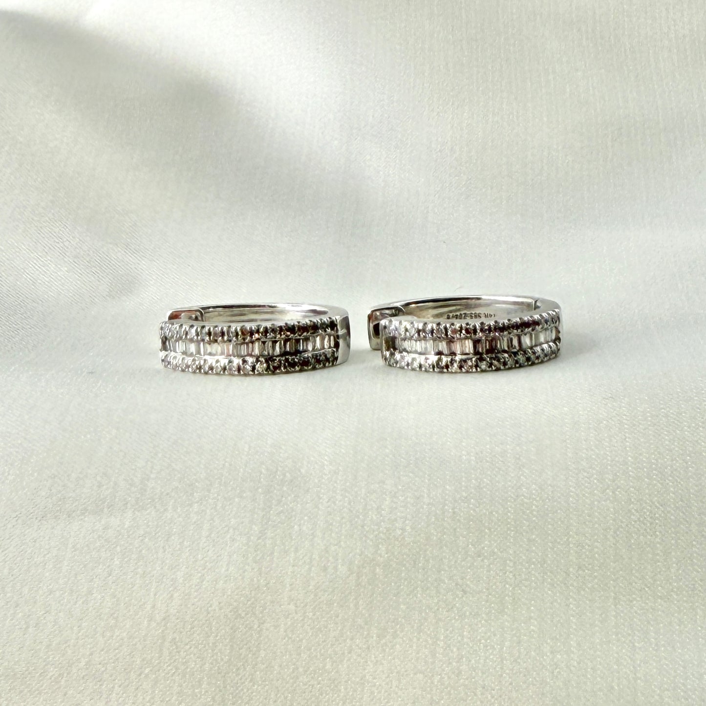 Baguette Creole Earrings DE035