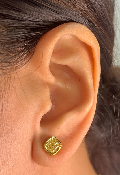 Fancy Vivid Yellow Diamond Earrings ER178