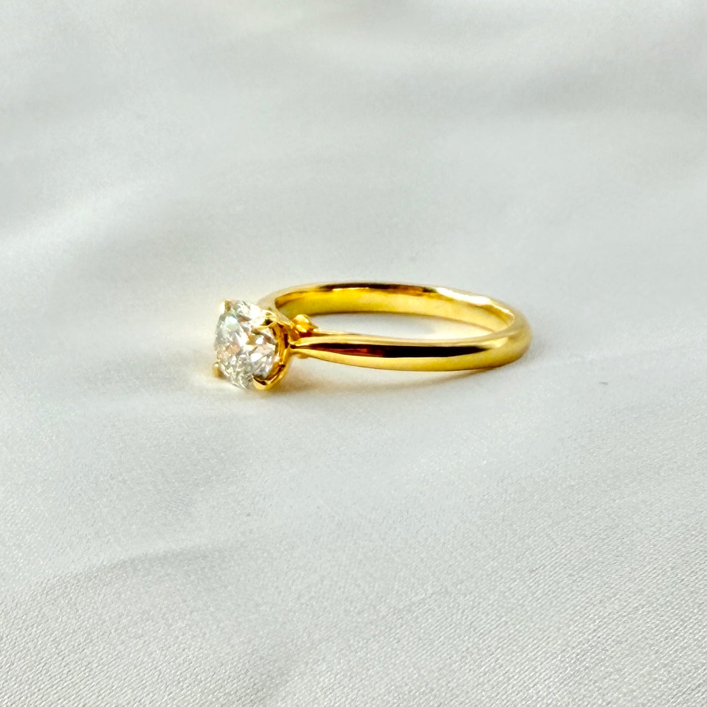 Solitaire Yellow Gold Ring RG042