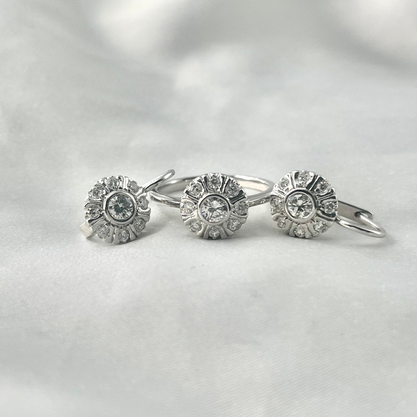 Vintage Design Diamond Set ST074