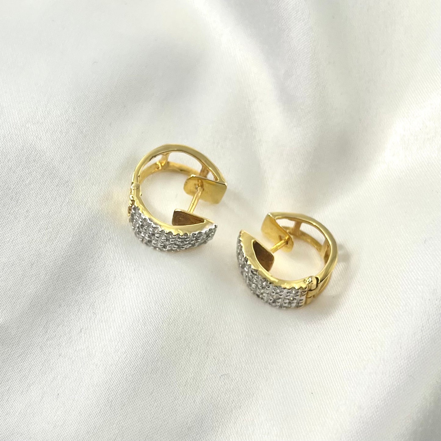 Creole Diamond Earrings ER118