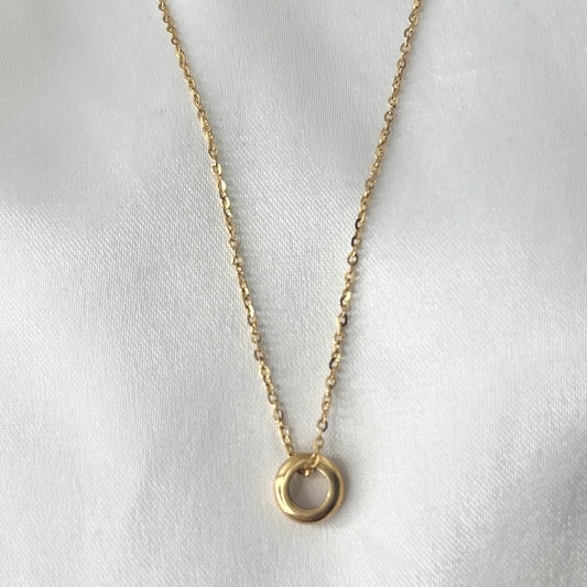 Ring Pendant Necklace Yellow Gold NL180