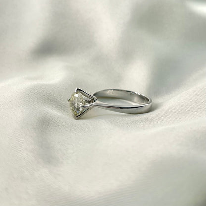 Solo Engagement Ring EG007