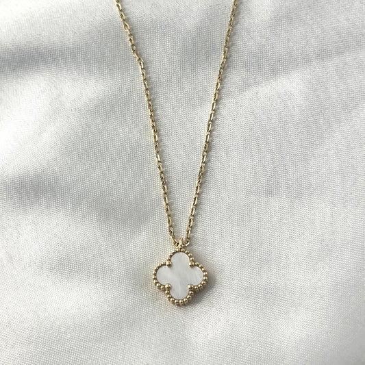 Clover Mother of Pearl Necklace NL-167