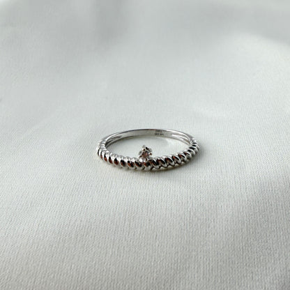 HK Dainty Diamond Twisted Ring RG025