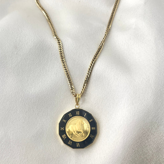 Queen Elizabeth Onyx Necklace Japan NL162