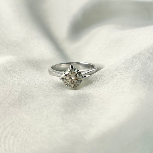 Solo Engagement Ring EG007