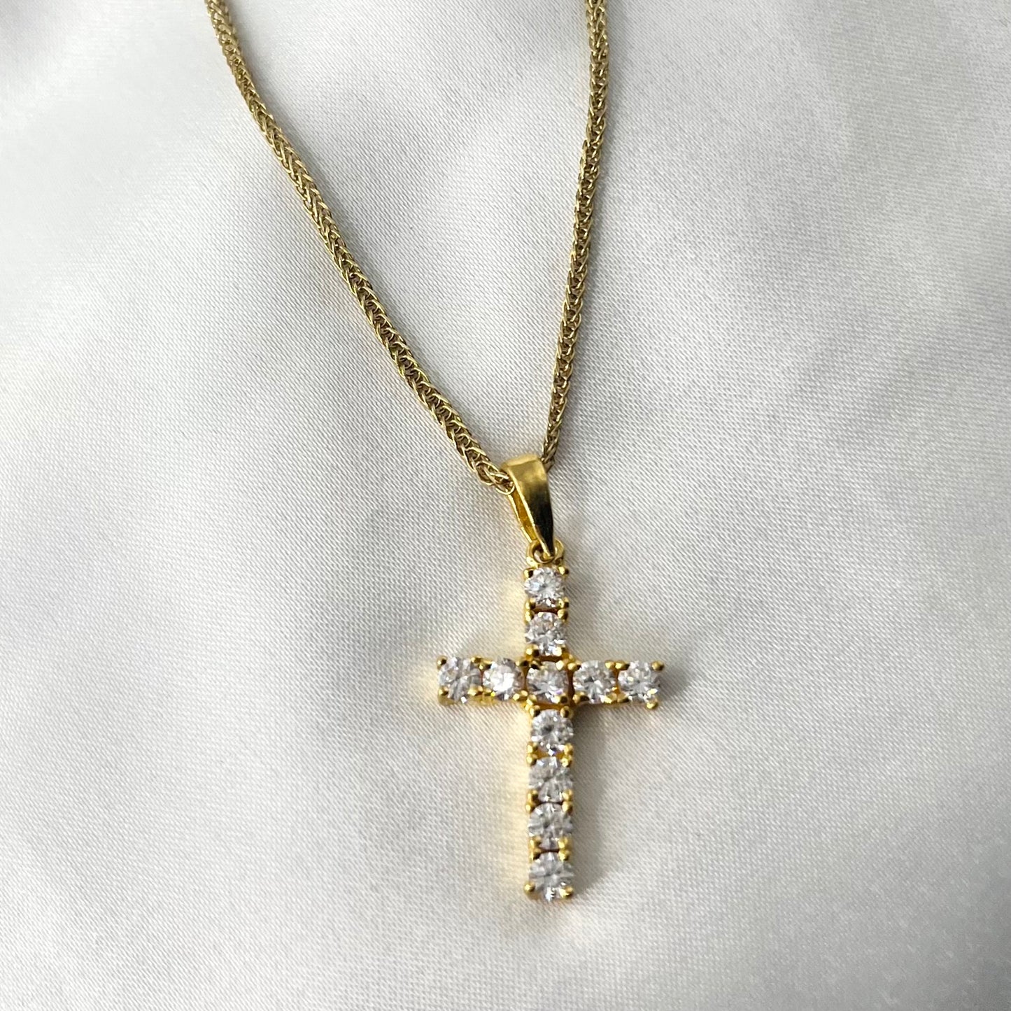 Zirconia Cross Necklace NL114