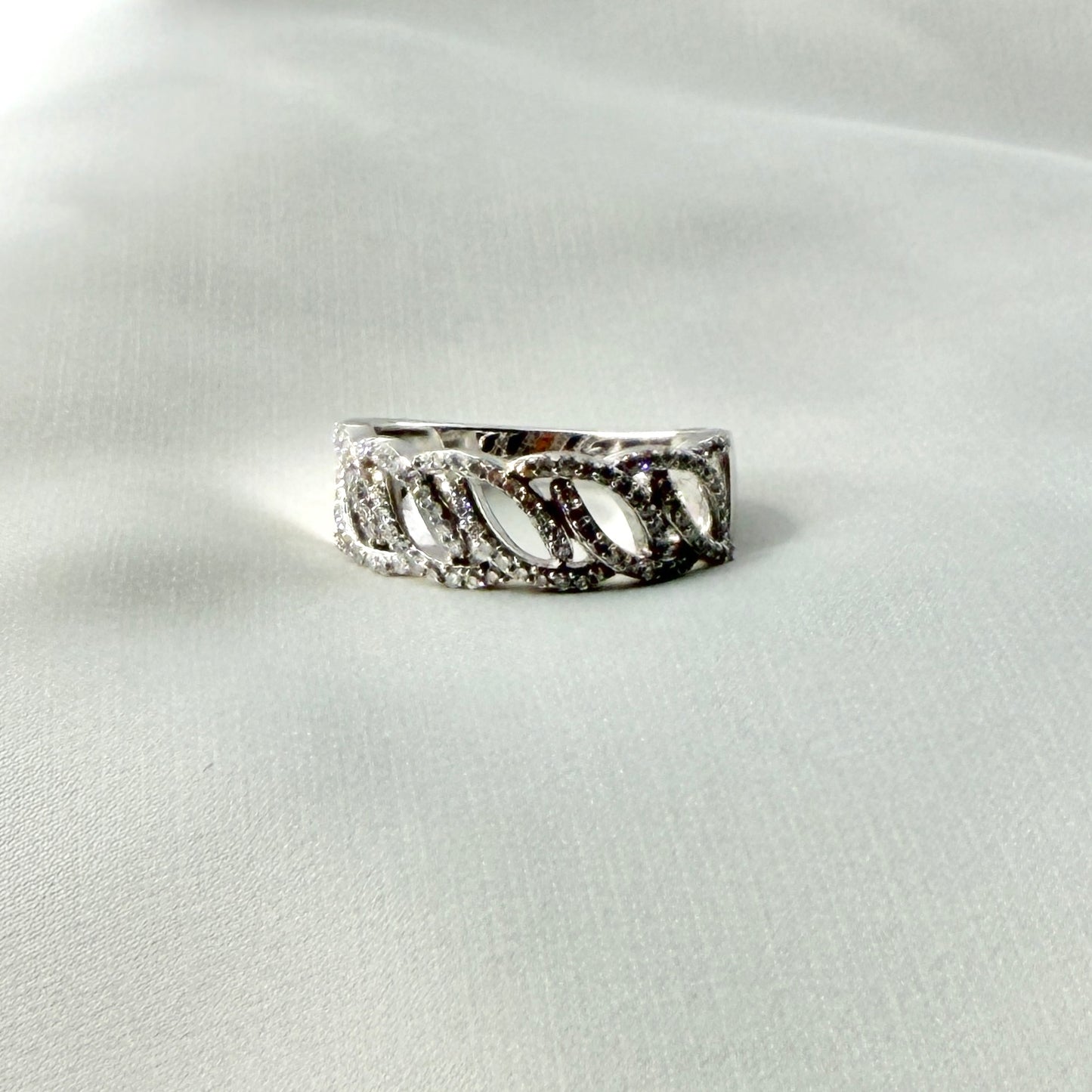 Pave Diamond Ring RG029