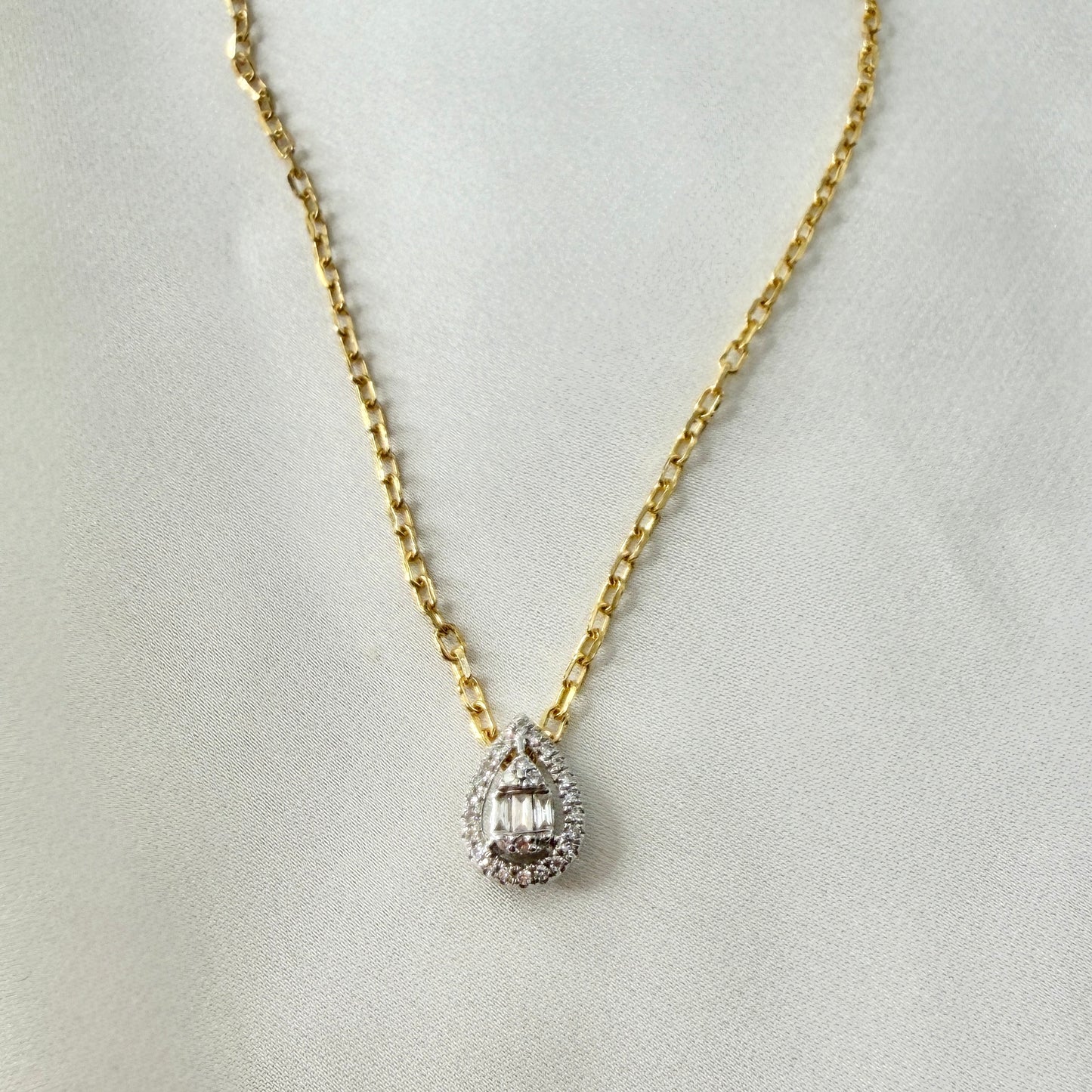 Pear Illusion Diamond Necklace NL219
