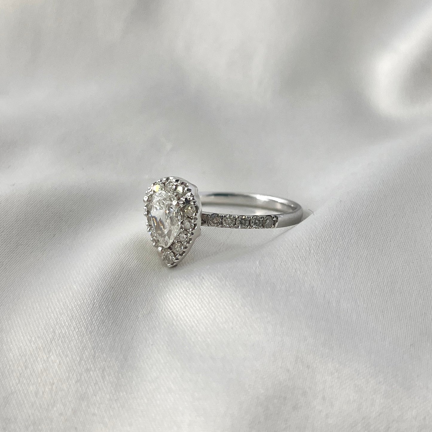 Pear Shaped Halo Diamond Ring EG010
