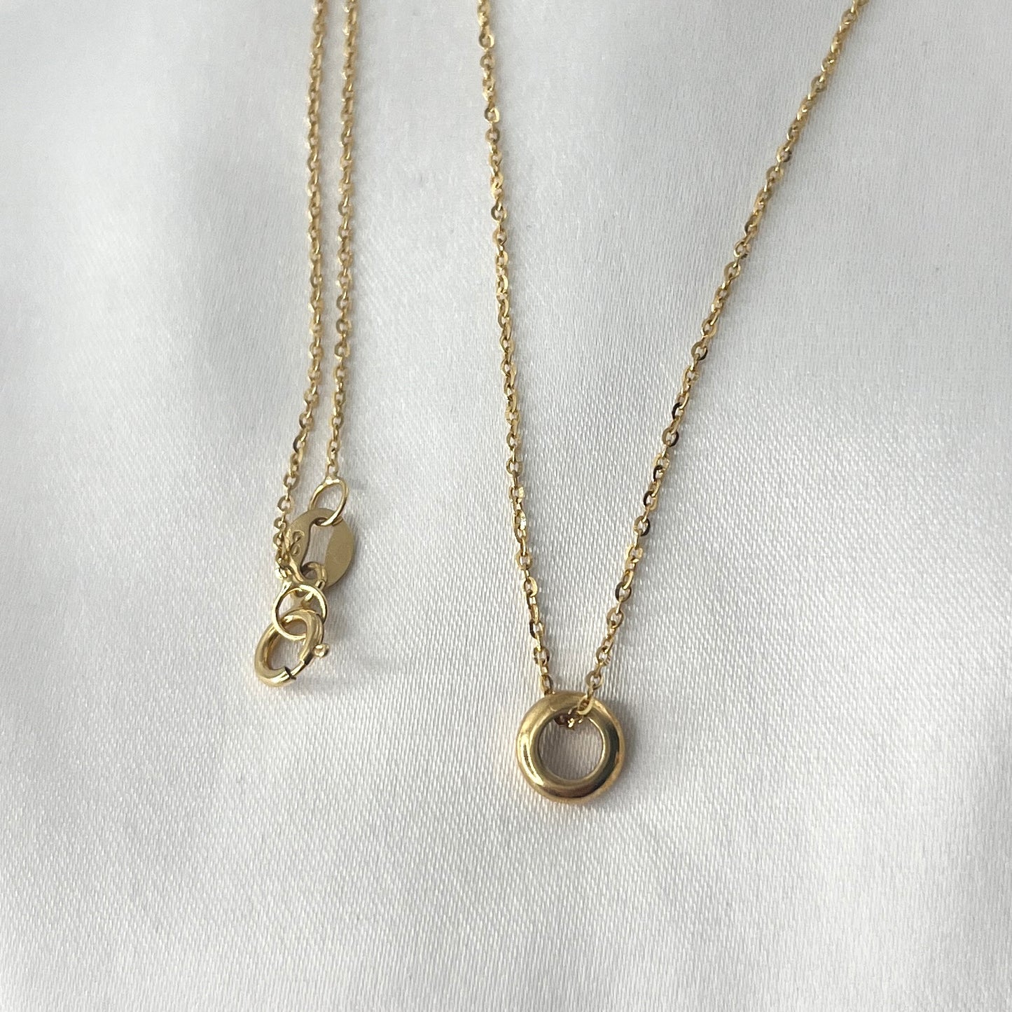 Ring Pendant Necklace Yellow Gold NL180