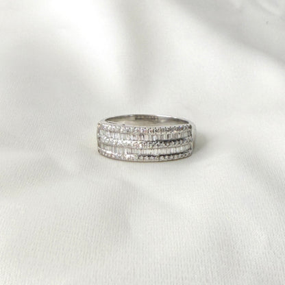 Baguette & Round Diamond Cocktail Ring RG031