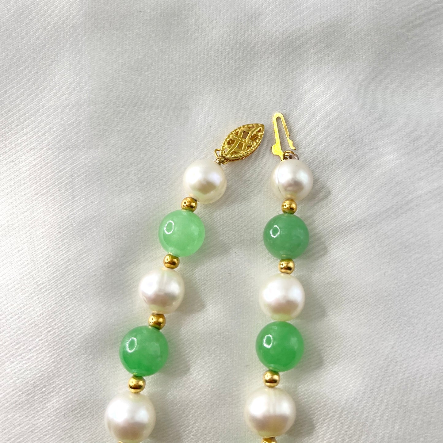 Freshwater Pearls & Jade Bracelet BR100