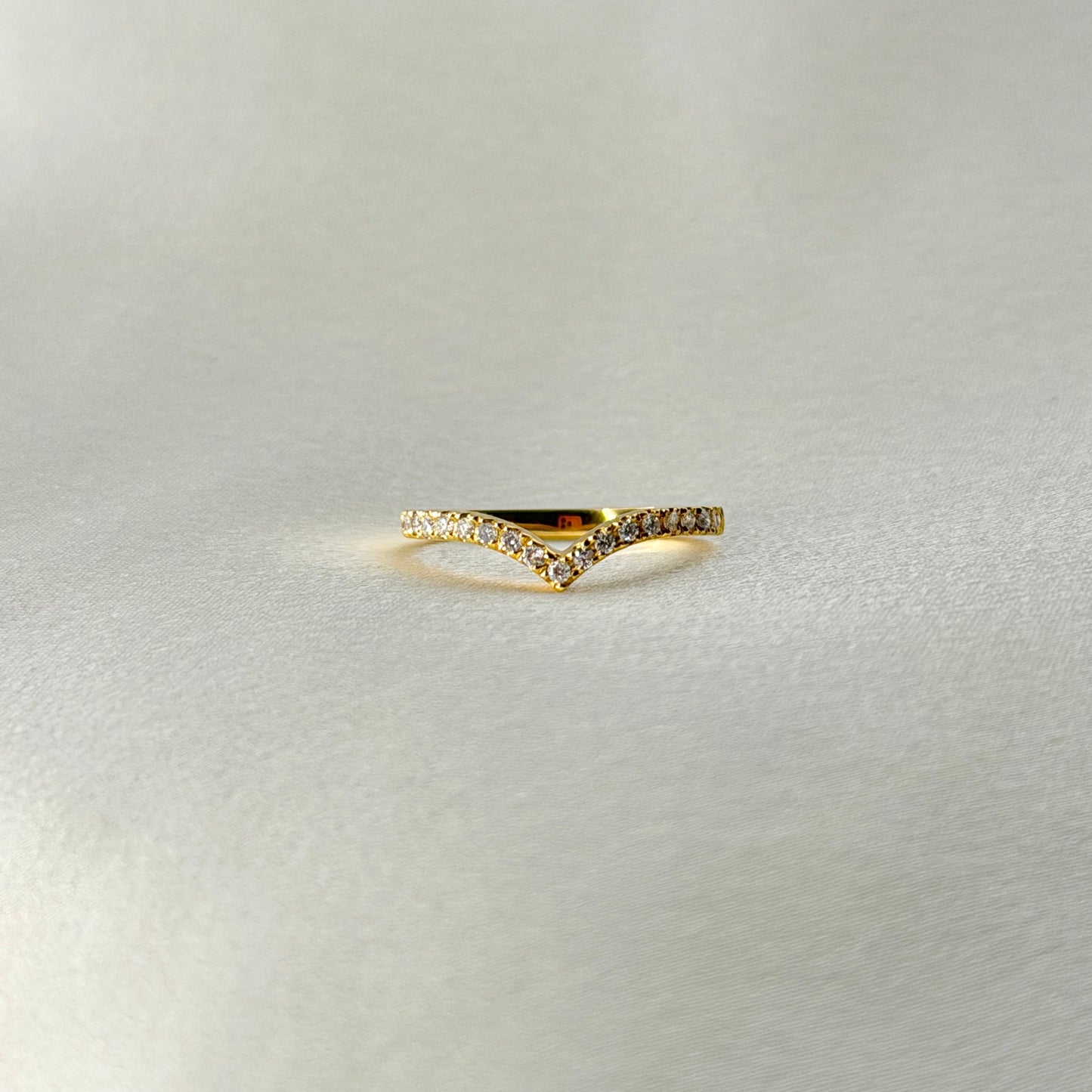 Chevron Yellow Gold Diamond Ring RG048