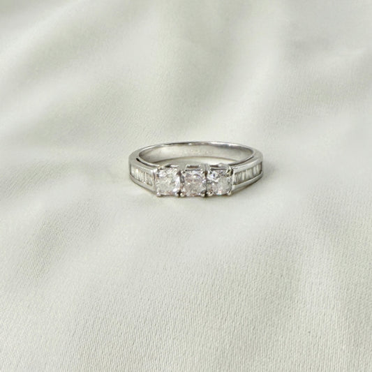 Three Radiant Cut Baguette Diamond Ring RG033