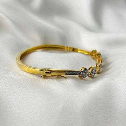 Heart Diamond Bangle BR111