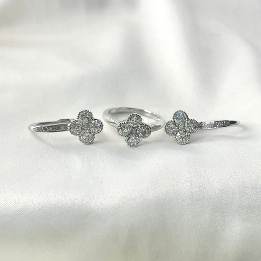 Clover Diamond Set ST070