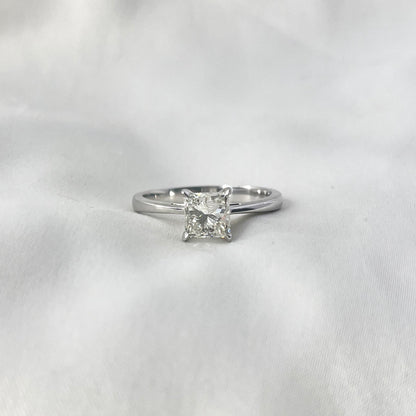 Solo Princess Cut Diamond Ring EG011