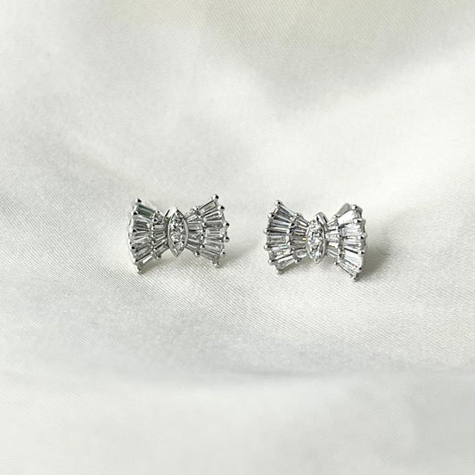 Bow Baguette Diamond Earrings ER-080