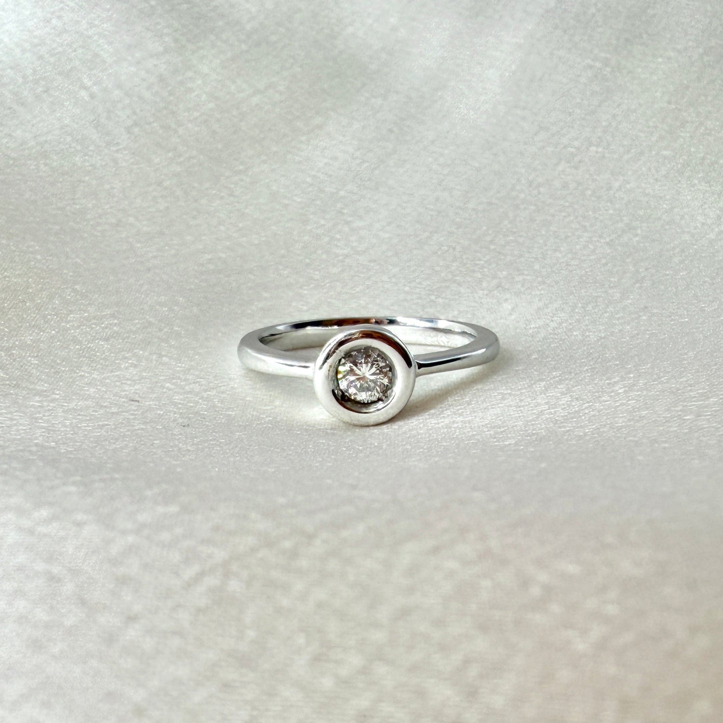 Bezel Setting Engagement Ring ER022