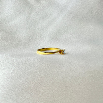 Yellow Gold Lab Grown Diamond Engagement Ring ER021
