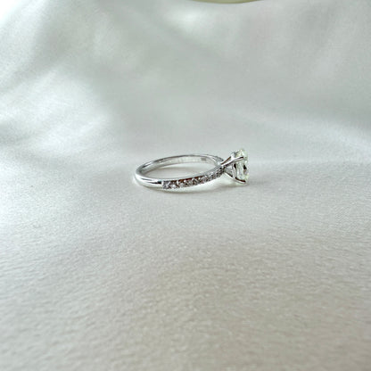 GIA Oval Diamond Engagement Ring ER020