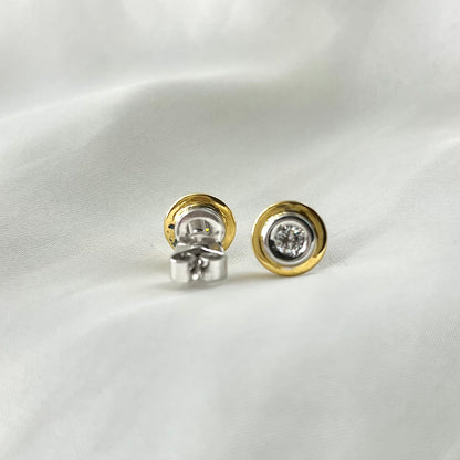 Round Two tone Diamond Earrings ER089