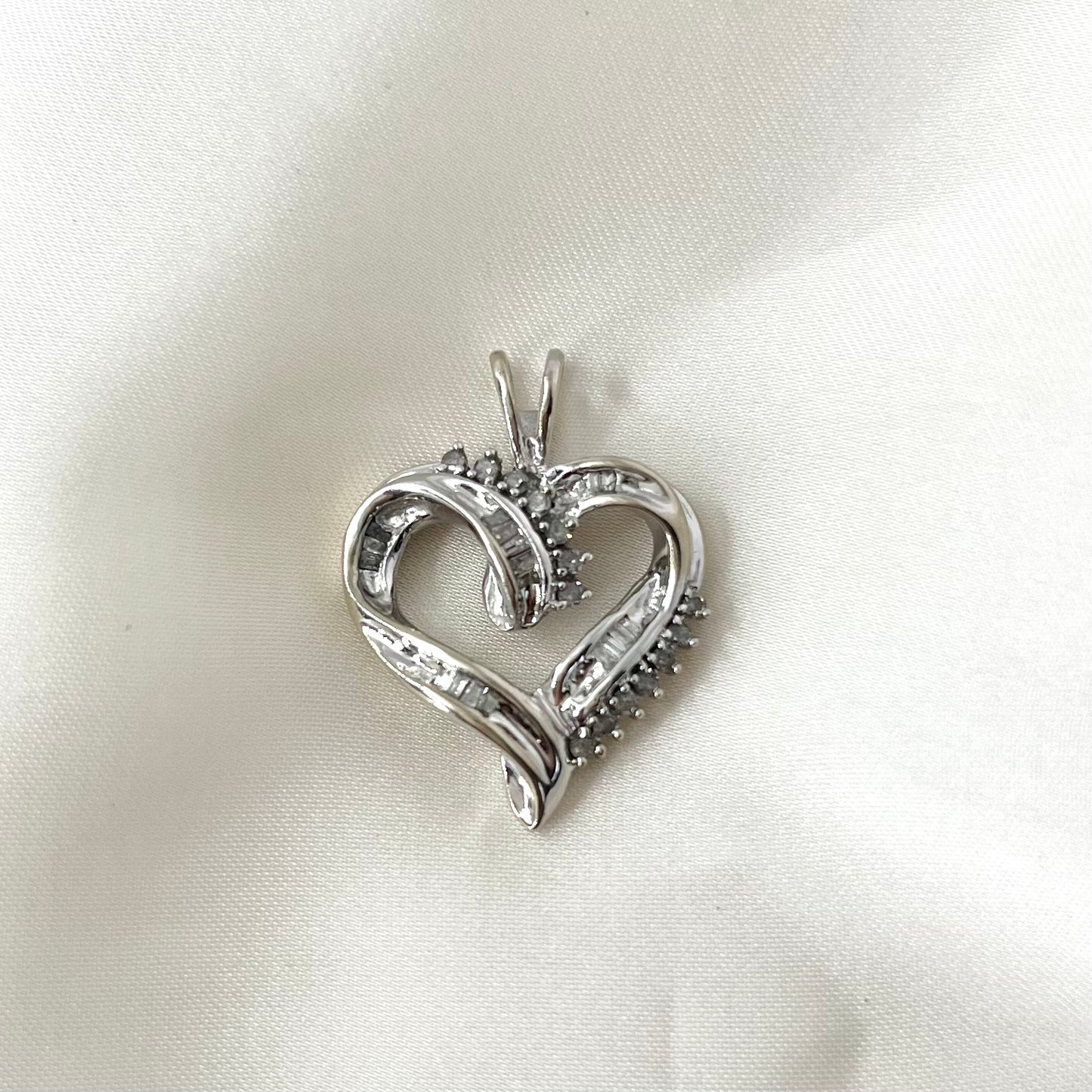 Heart Baguette Diamond Pendant PD020