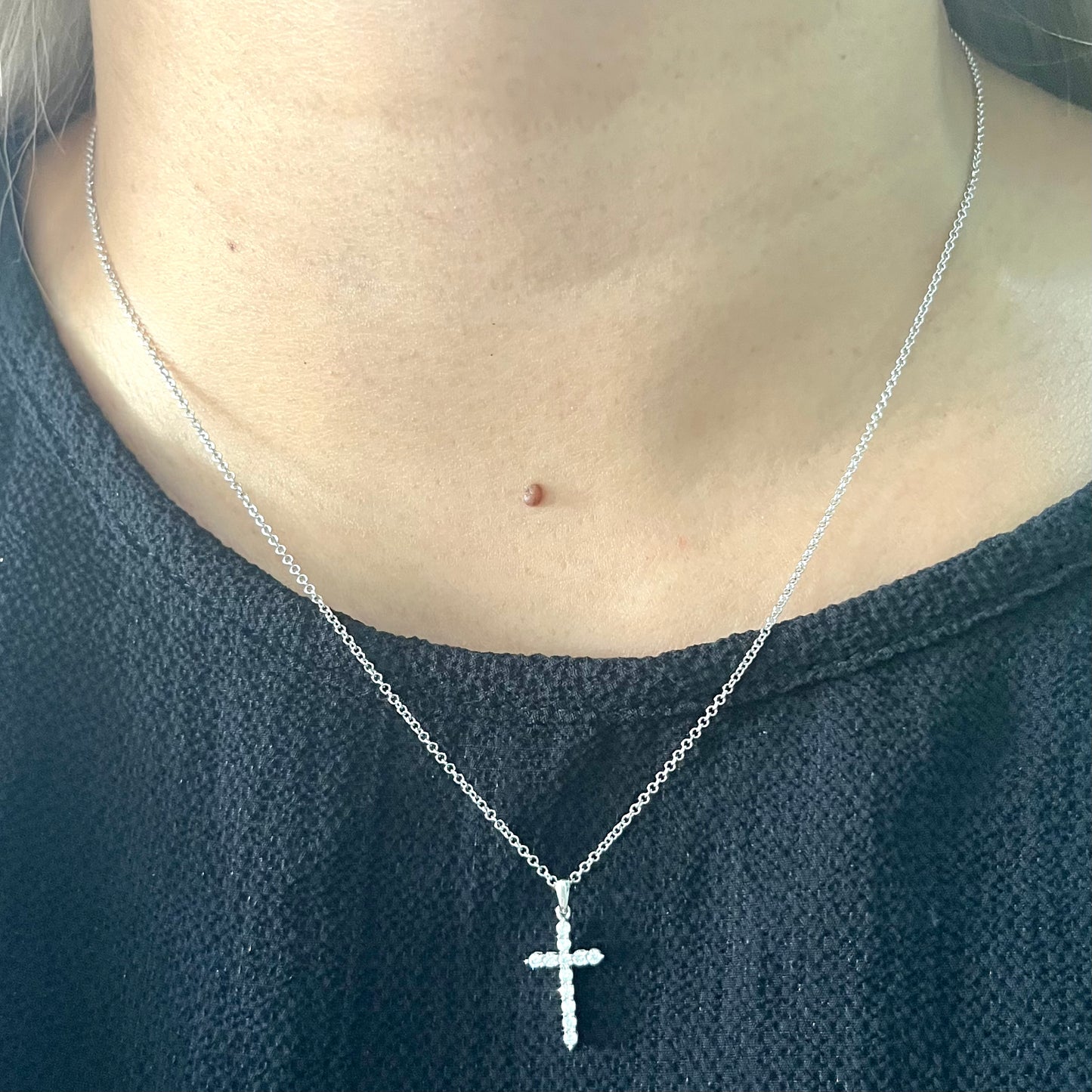 HK Diamond Cross Necklace NL036