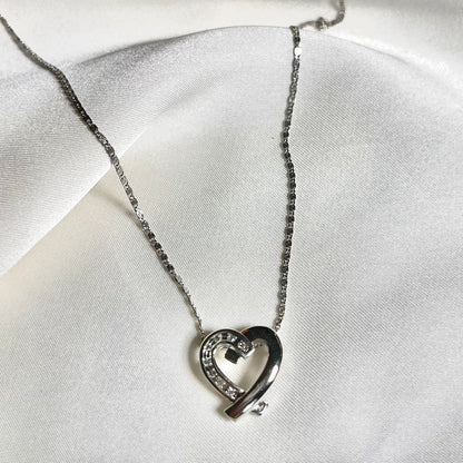 Heart Round Diamond Necklace NL038