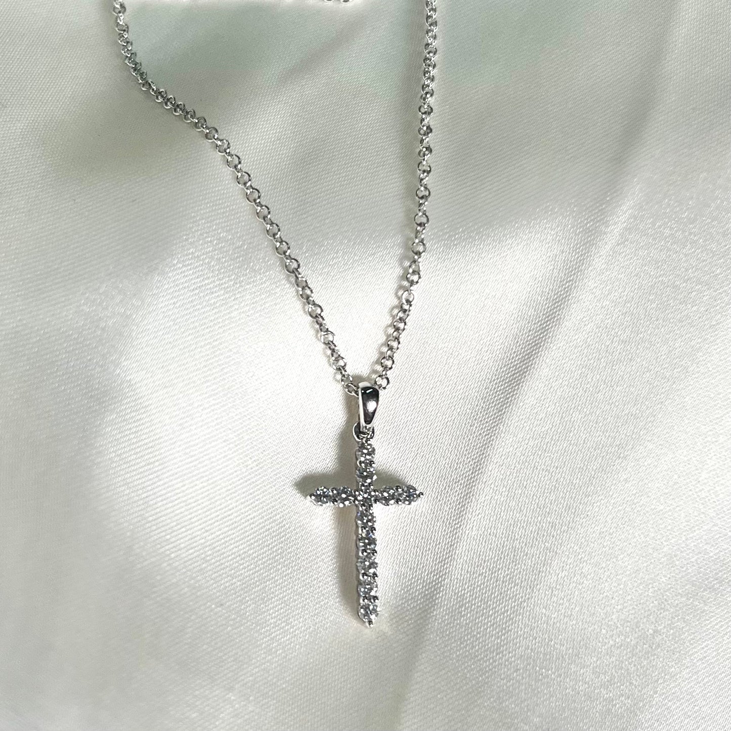 HK Diamond Cross Necklace NL036