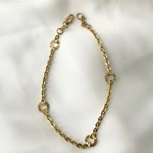 Dainty Yellow Gold Bracelet BR037