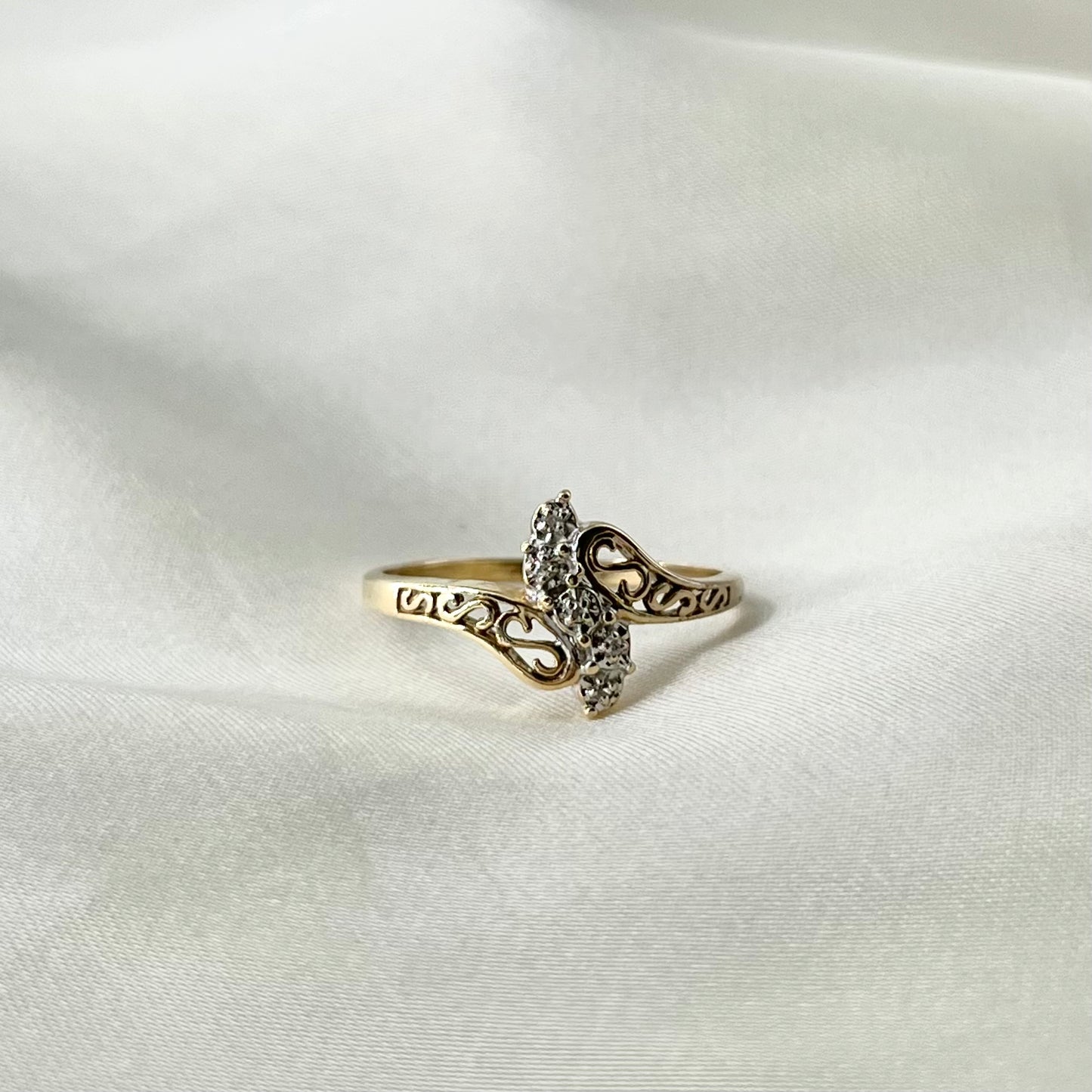 Dainty Diamond Ring RG-030