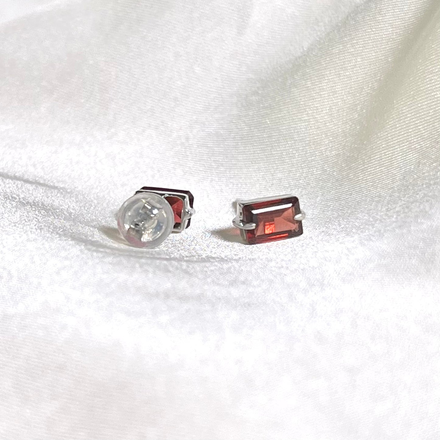 Garnet Earrings ER-056