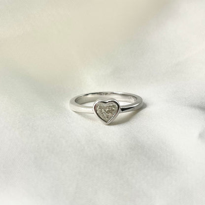 Heart Cut Diamond Ring  EG012