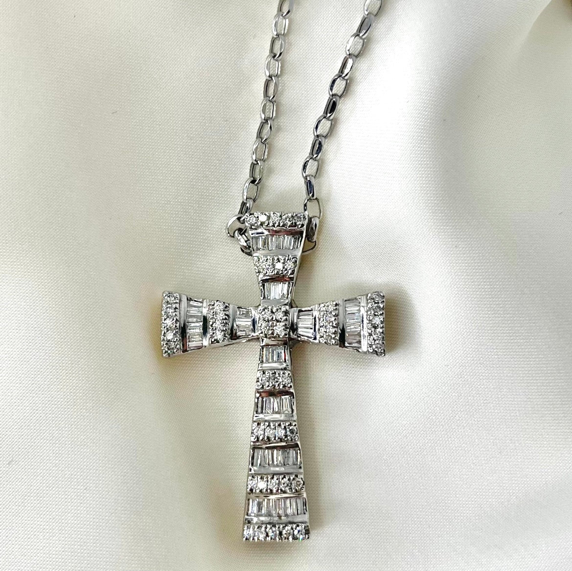 Cross Pendant Baguette Diamonds NL011