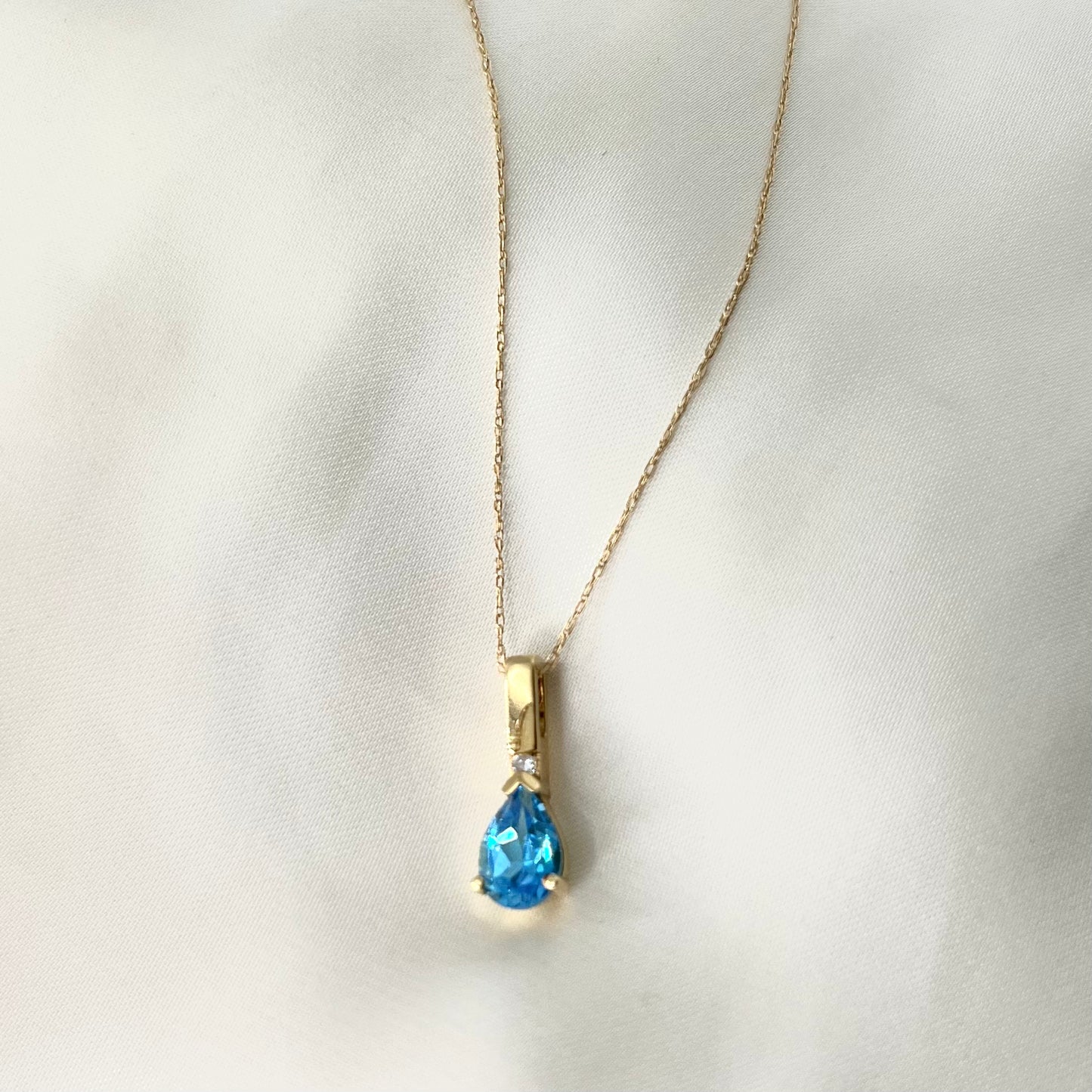 Blue Topaz Diamond Necklace NL059