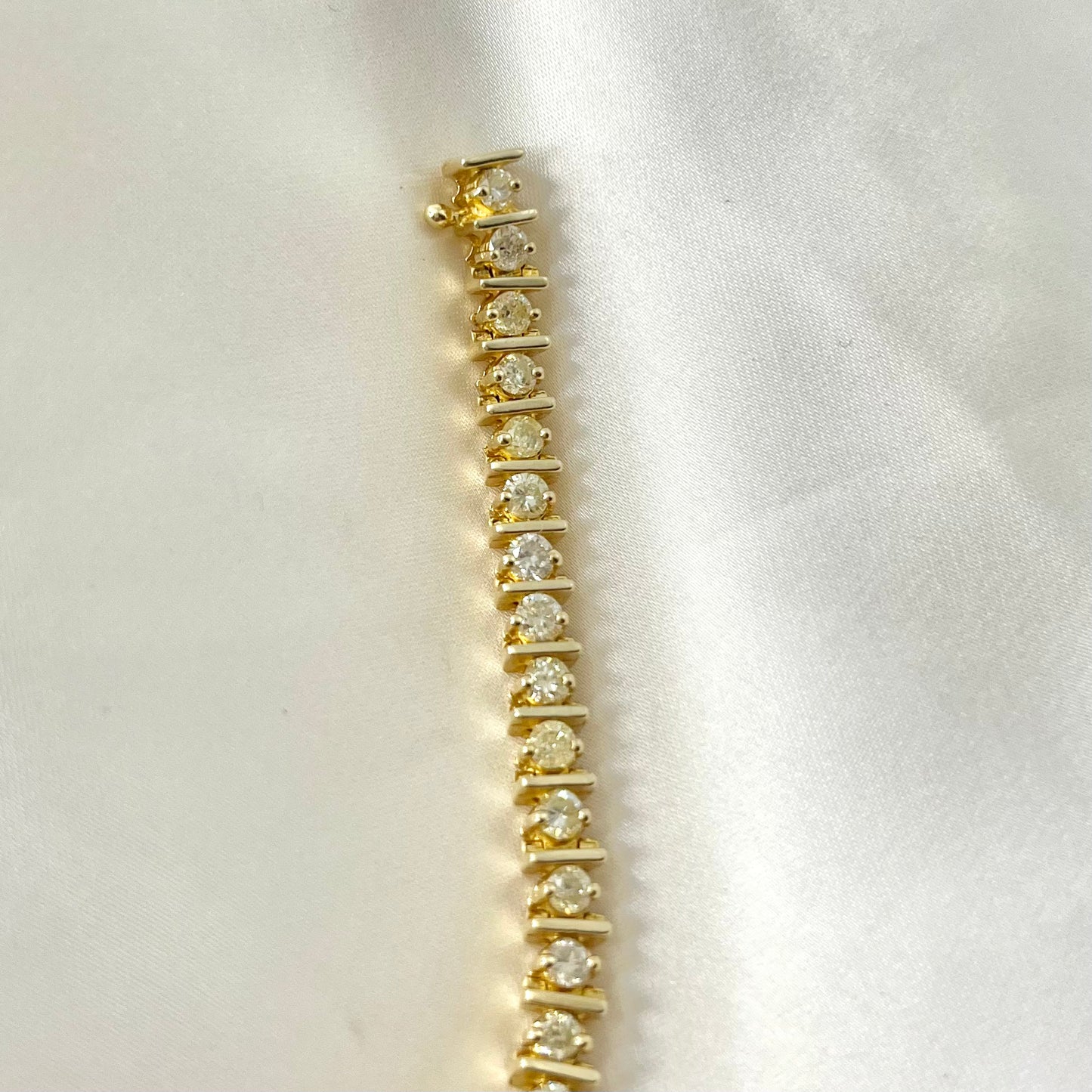 Tennis Yellow Gold Bracelet BR045