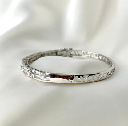 Baguette Diamond Bangle BR-017