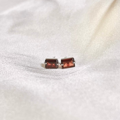 Garnet Earrings ER-056